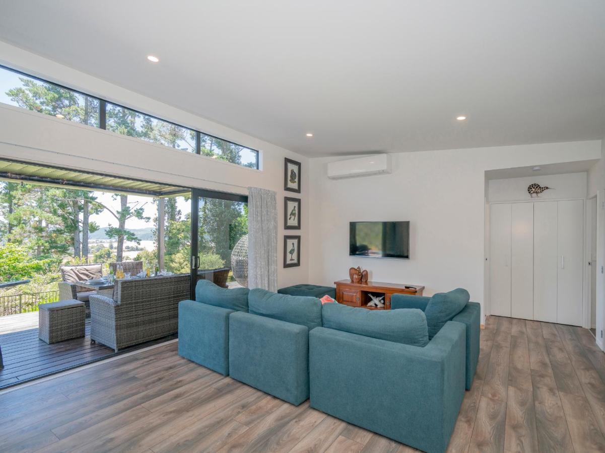 Treetop Bach - Holiday home Whangamata